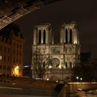 Vue sous les ponts.