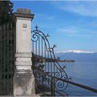 Vue sur le Lac de Garde et le Monte Baldo à Salo