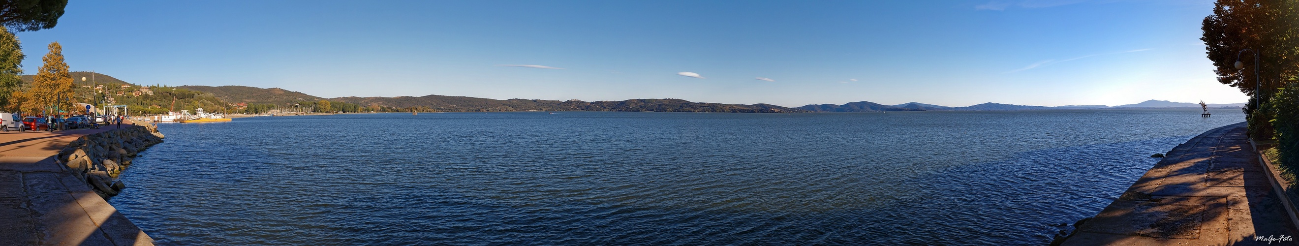 Vue sur le lac près de Passignano / Seeblick bei Passignano