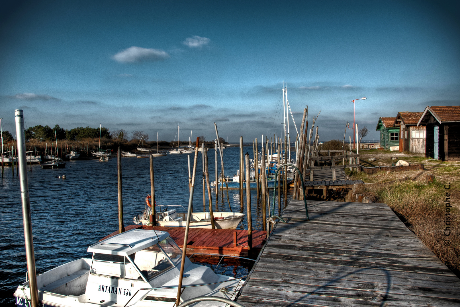 Vue sur le port de La Hume - Bassin d'Arcachon [33]