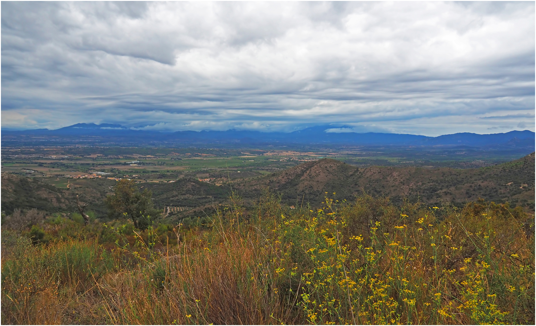 Vue sur les montagnes du Parc naturel de l’Albera (Nord de la Catalogne)