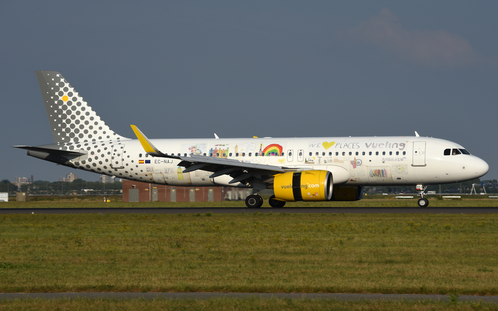 Vueling Airlines Airbus A320 NEO EC-NAJ 