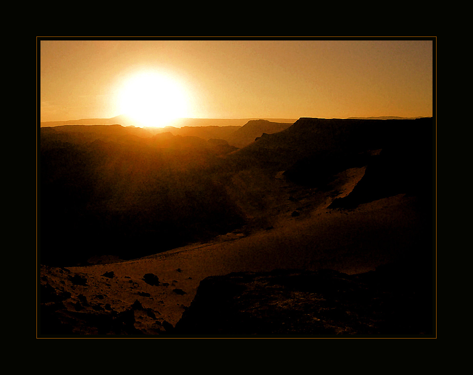 ...Vuelvo para vivir en mi pais...   Abends im Valle...