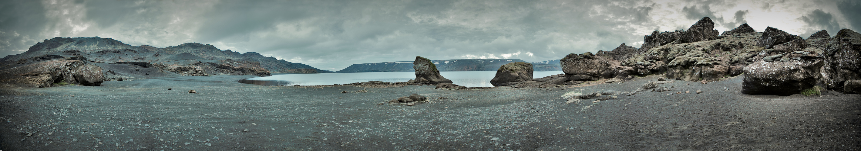 VULCANO LAKE