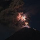 Vulkan Colima, Mexico, Blitzeruption