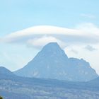 Vulkan mit "Mütze" im Nationalpark bei Musanze