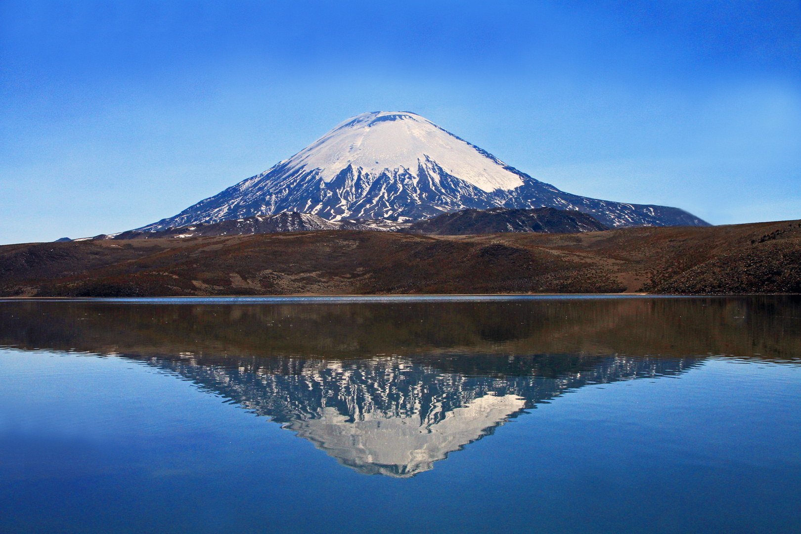 Vulkan Parinacota (6.348 m), Chile