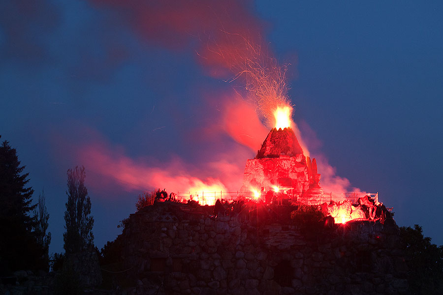 Vulkanausbruch am Stein 3