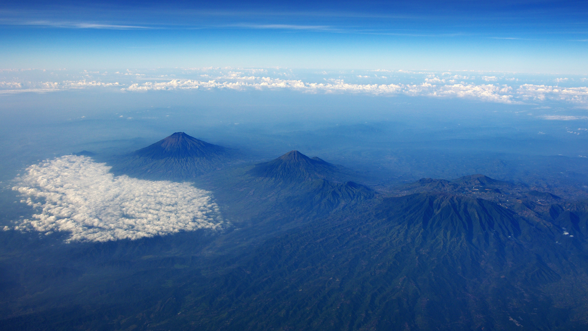 Vulkane auf Java  Foto Bild  landschaft luftaufnahmen 