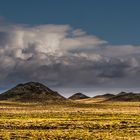 Vulkane und Wolken