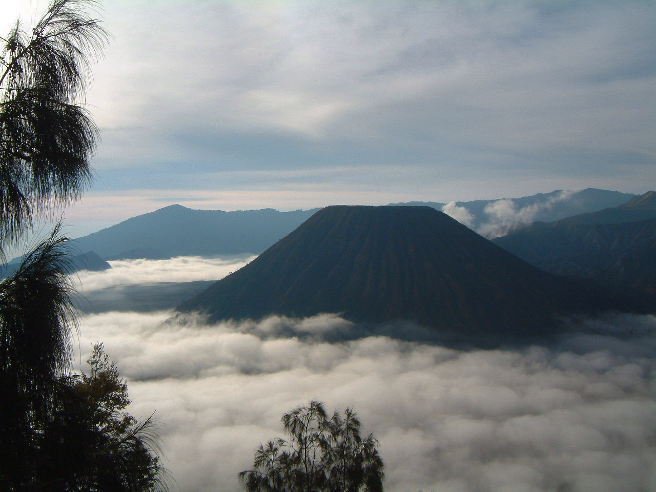 Vulkanlandschaft am Bromo