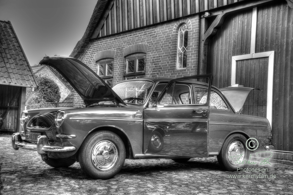 VW 1500 Typ 3 - HDR in schwarz/weiß