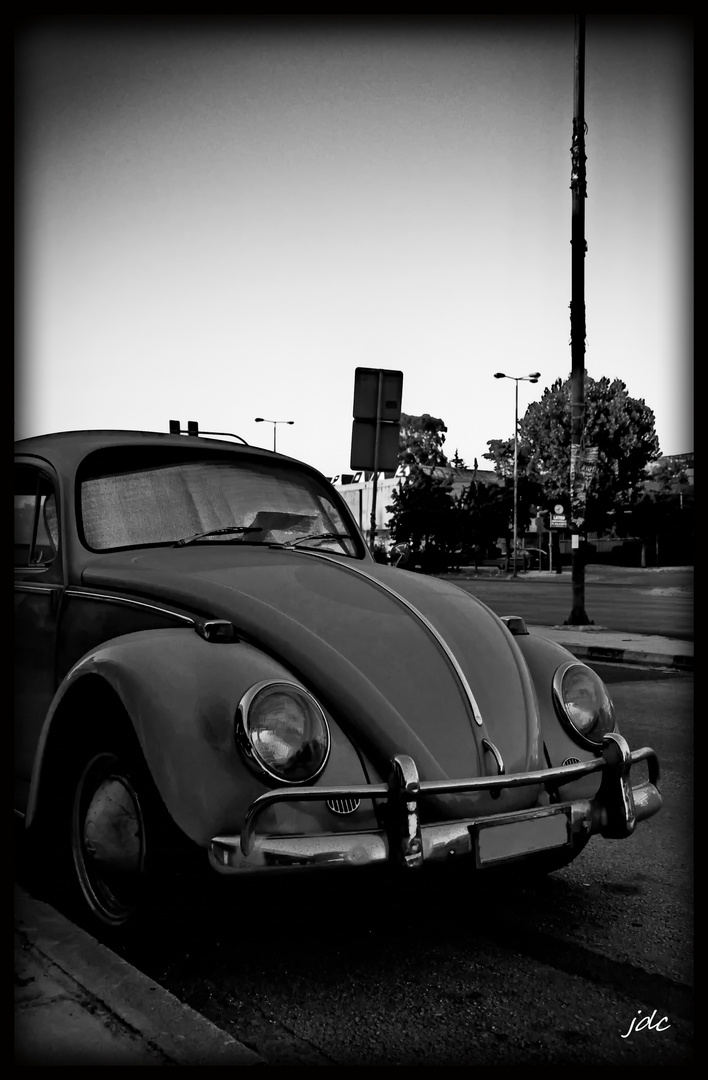 VW BEETLE