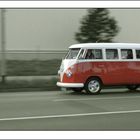 VW Bustreffen Hannover ( T1 bei der Anfahrt)
