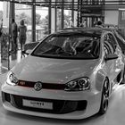 VW Golf GTI W12-650 1/2