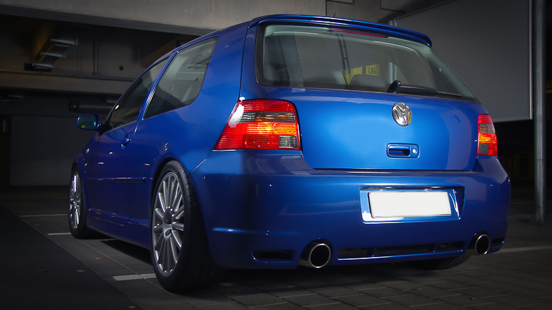 VW Golf IV R32