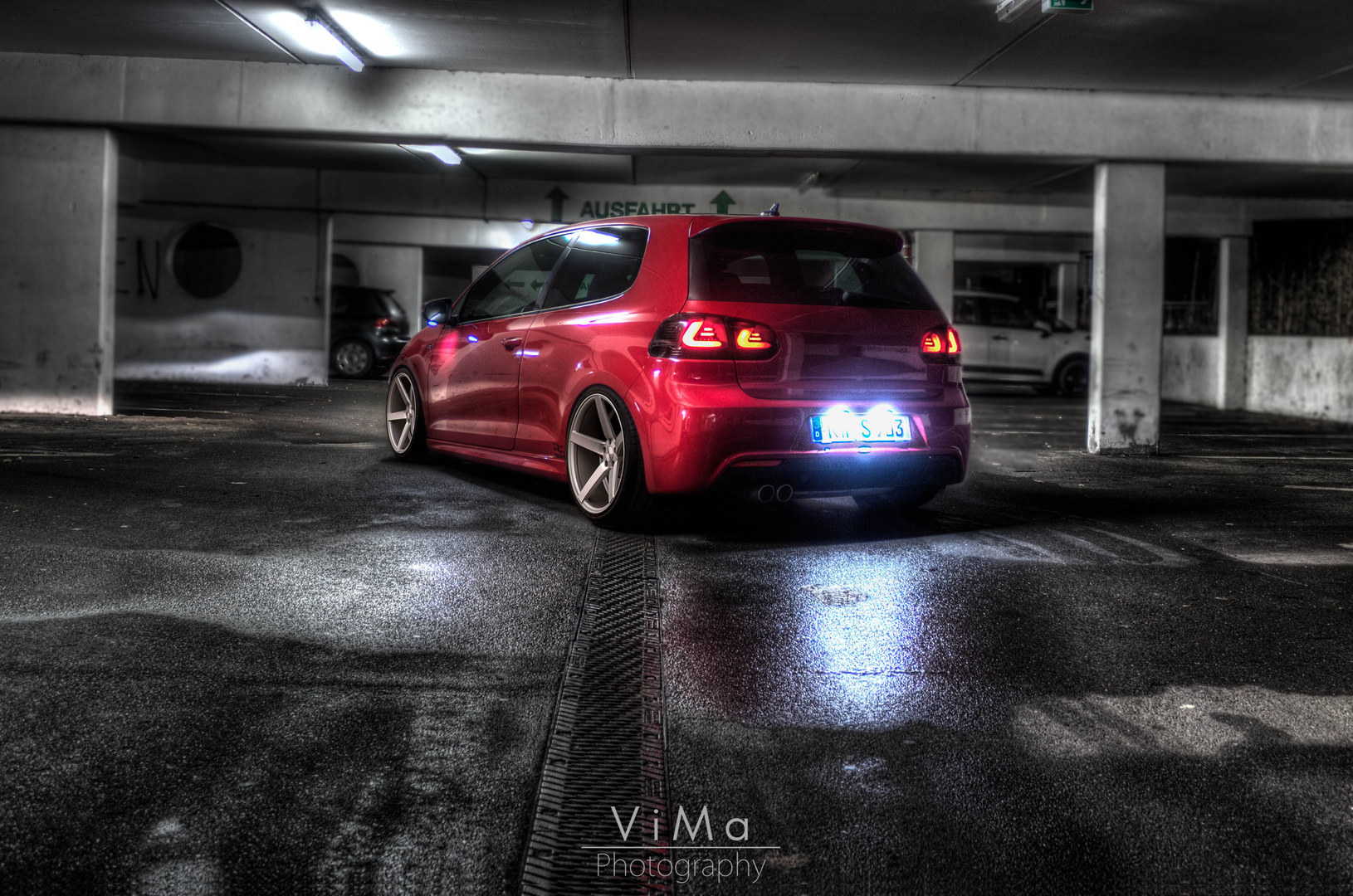 VW Golf Mk6 on Vossen Wheels