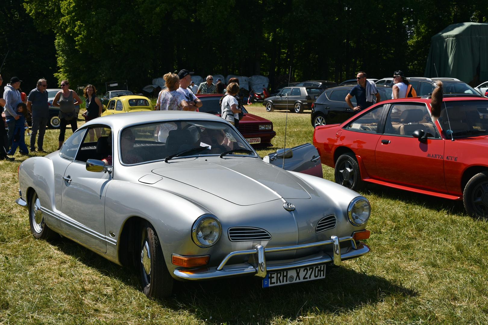 VW Karmann Ghia 01