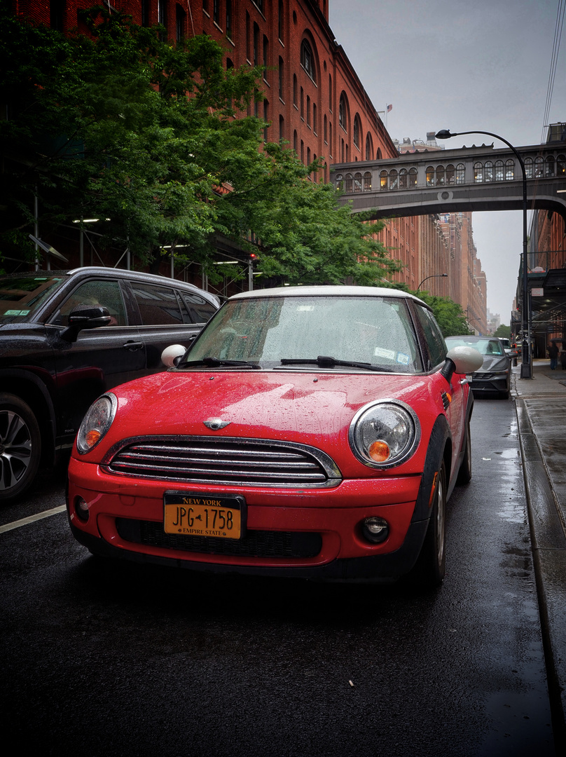 W 15th St.
