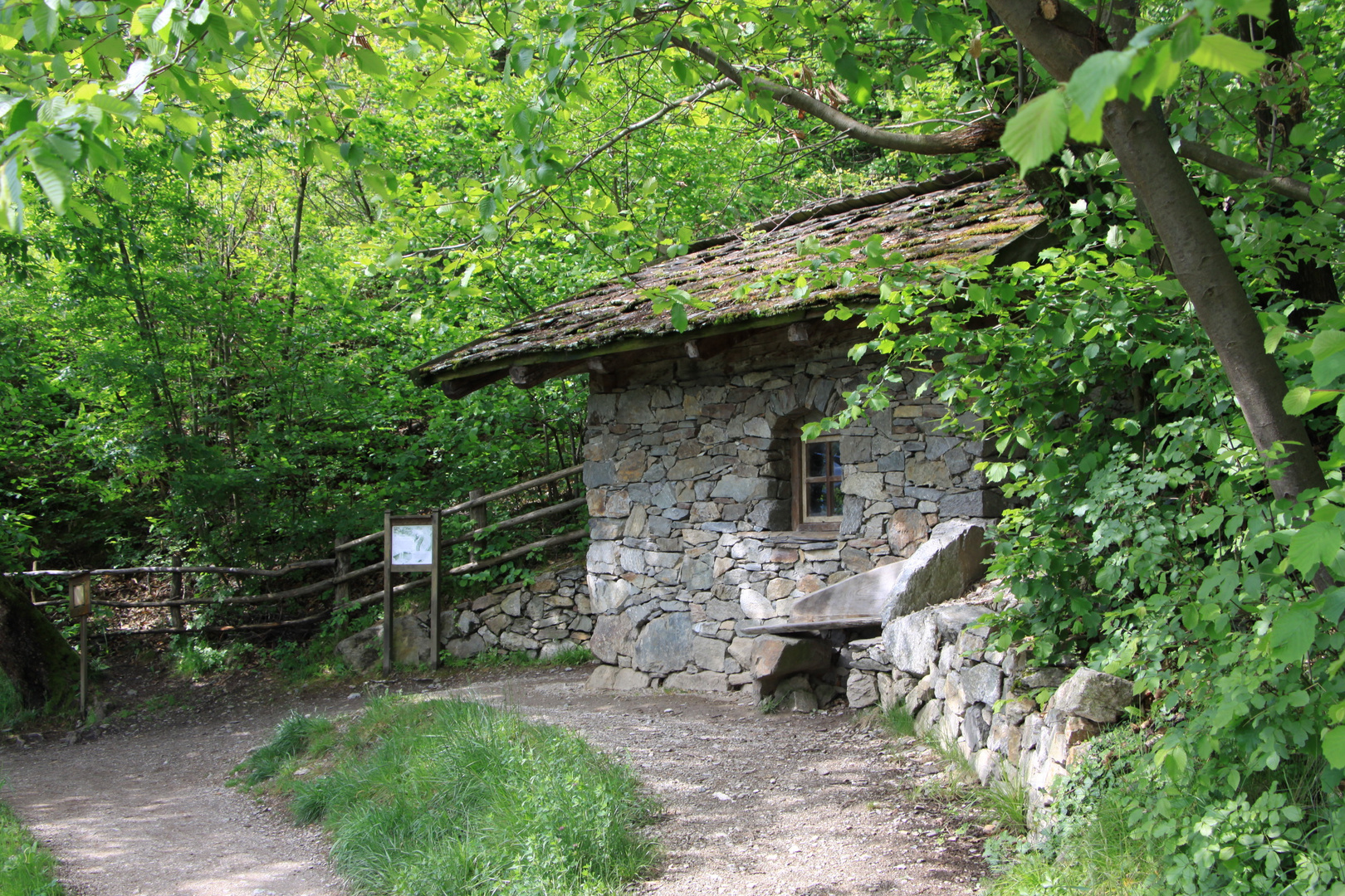 Waalerhütte am Marlinger Waal