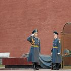 Wachablösung an der Kreml-Mauer