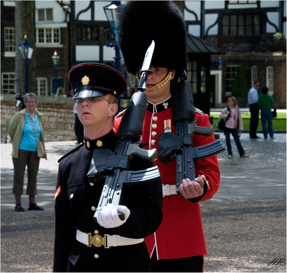 Wachablösung im Tower of London