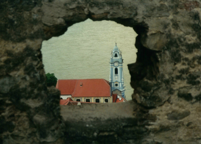 WACHAU I