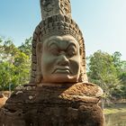 Wächterfigur am Zugang zur Angkor Wat