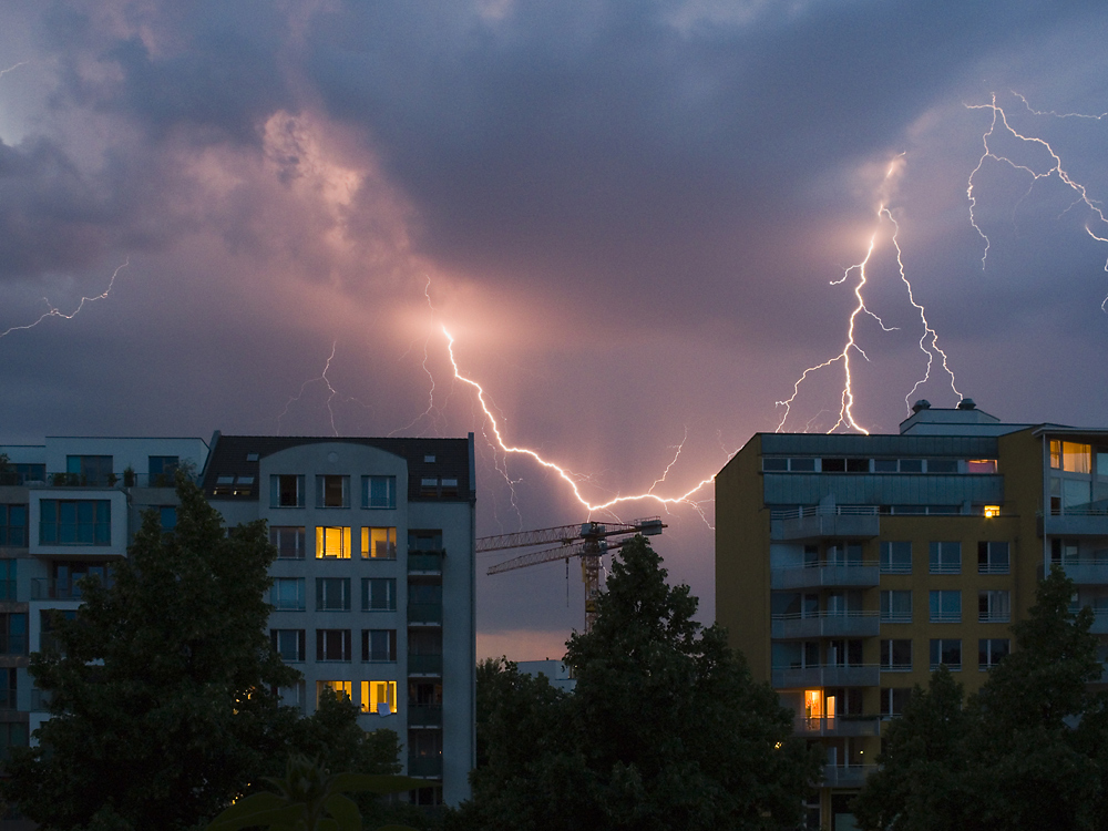 Wärmegewitter (33°C) - entzerrt