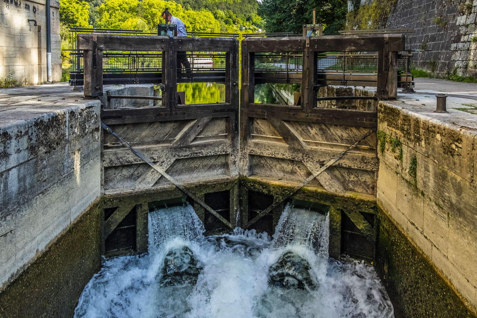 Wässern der Schleuse