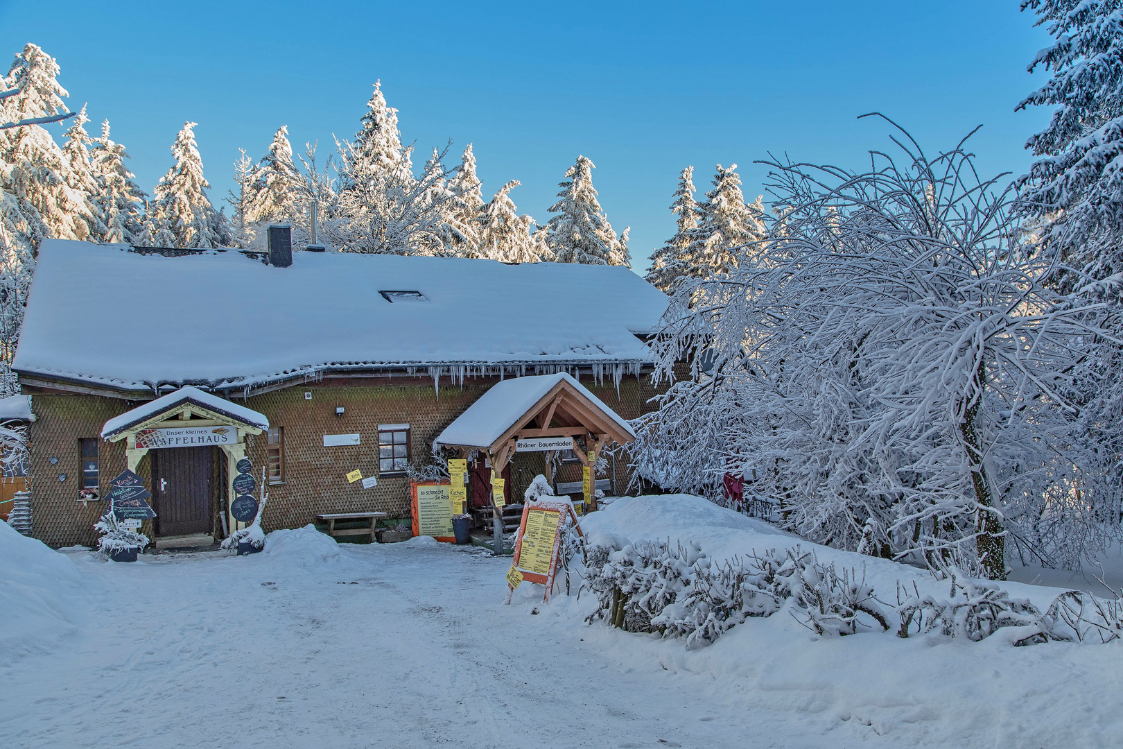 Waffelhaus und Rhöner Bauernladen auf der Wasserkuppe