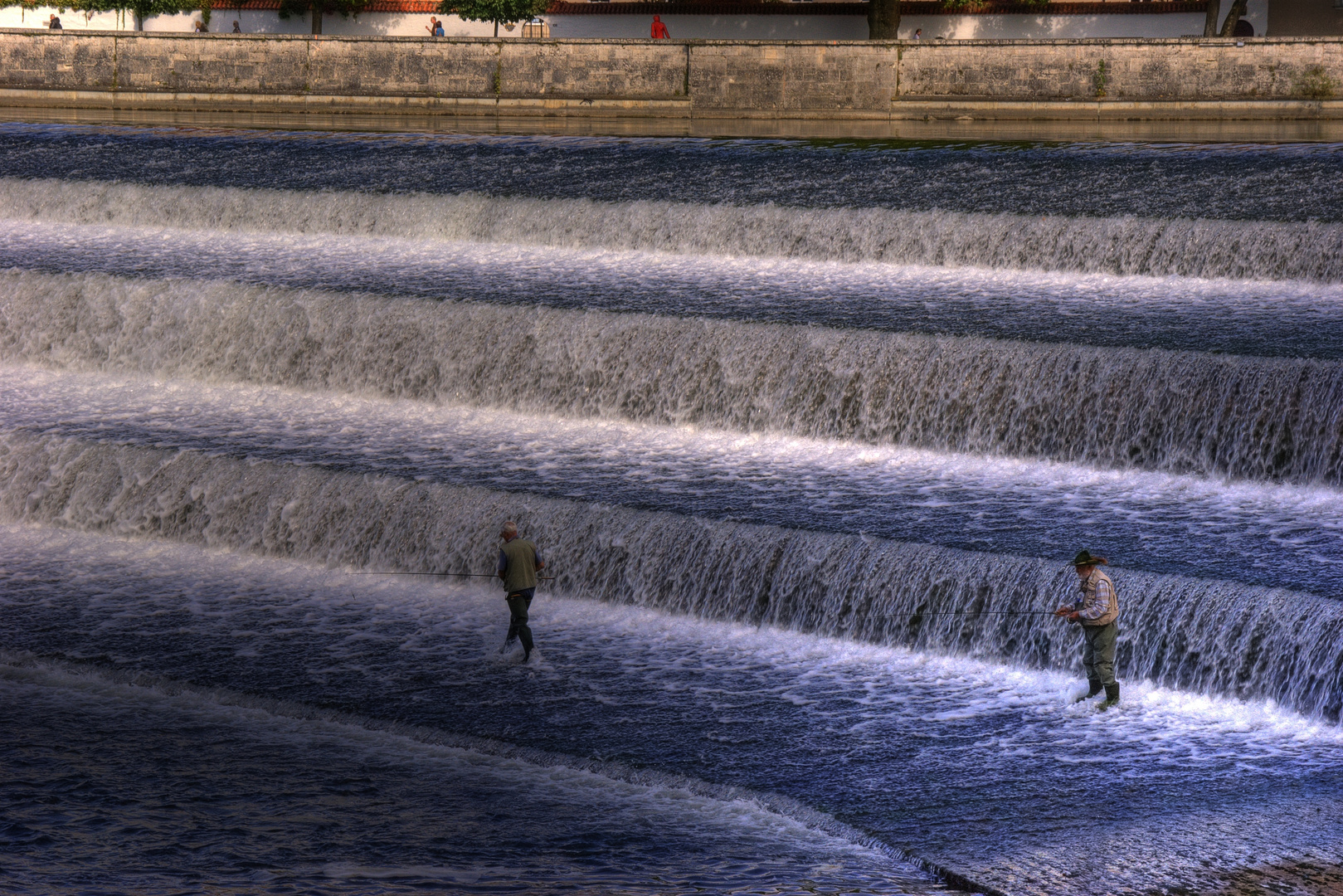 Wagemutige Angler am Lech bei Landsberg