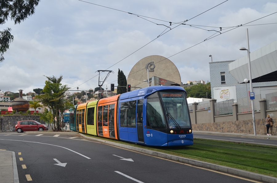 Wagen 01 der Strassenbahn Teneriffa auf der Linie 1