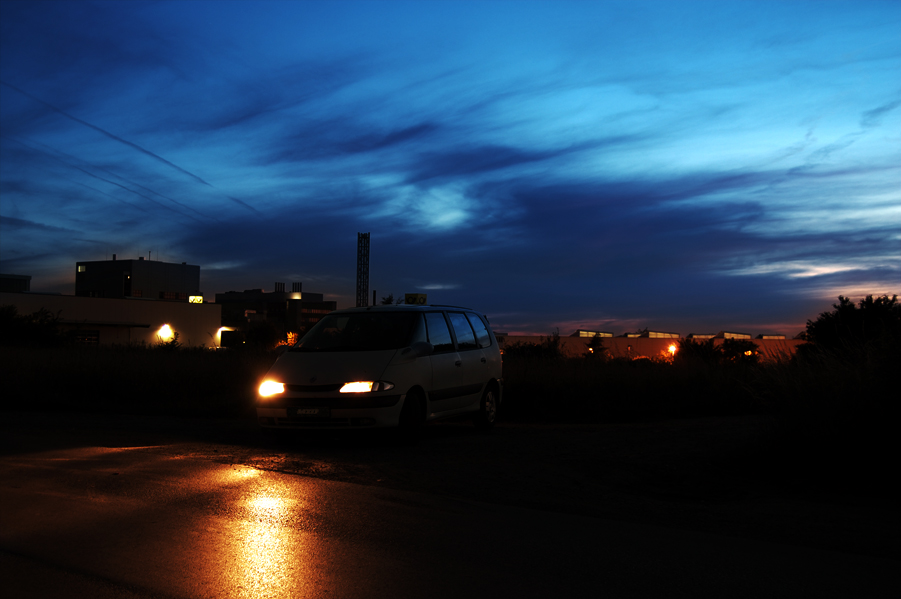 Wagen bei Nacht