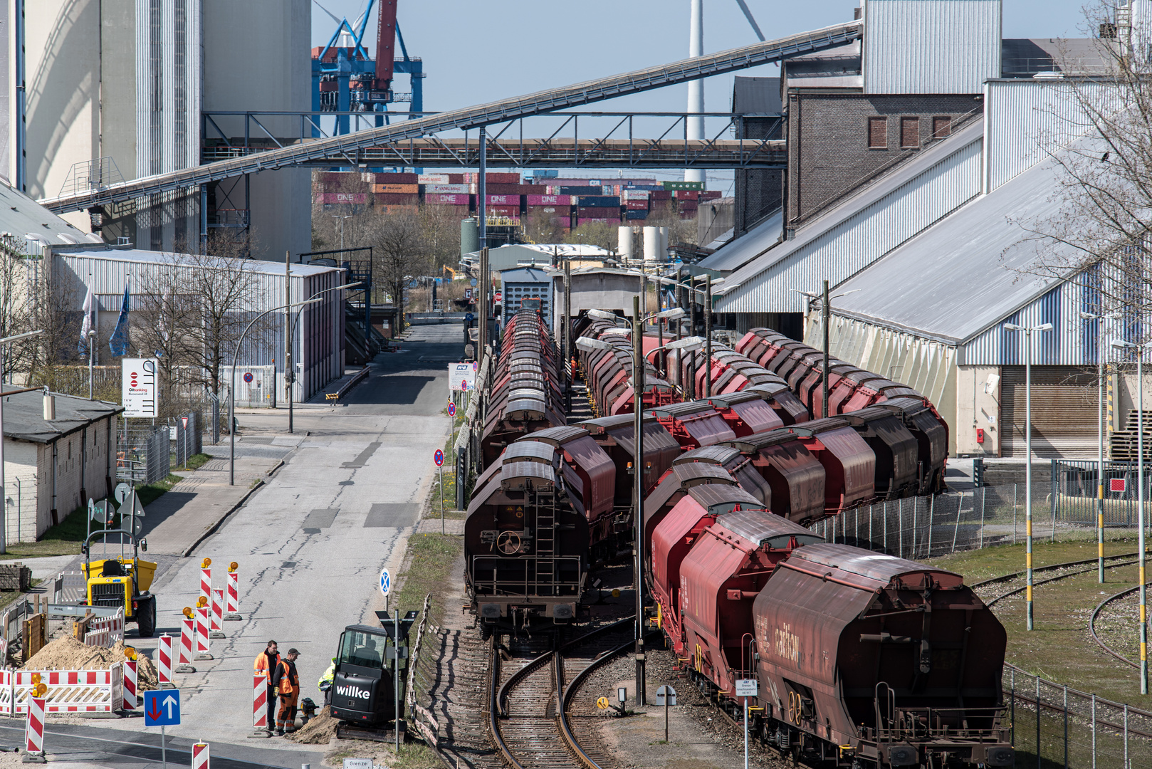 Waggons an der Rethe