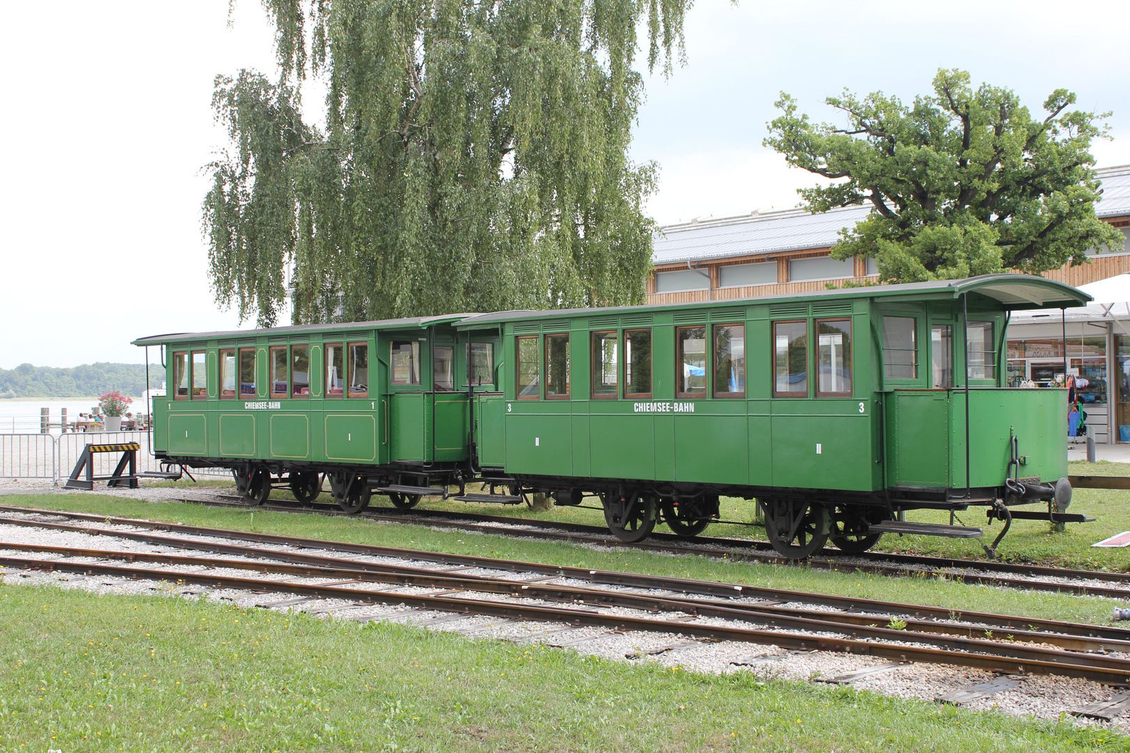 Waggons der Chiemsee-Bahn