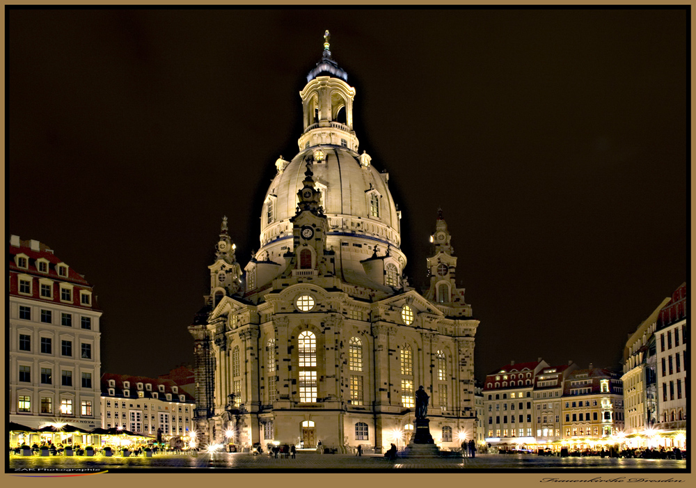 Wahrzeichen Dresden bei Nacht