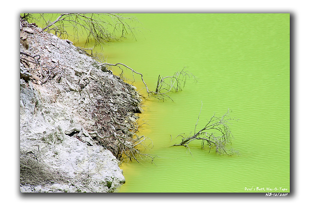 Wai-O-Tapu (Devil´s Bath)