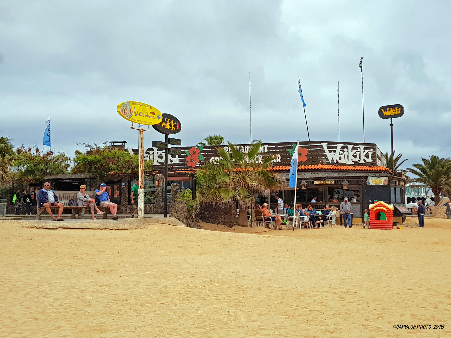 Waikiki Strandbar in Corralejo