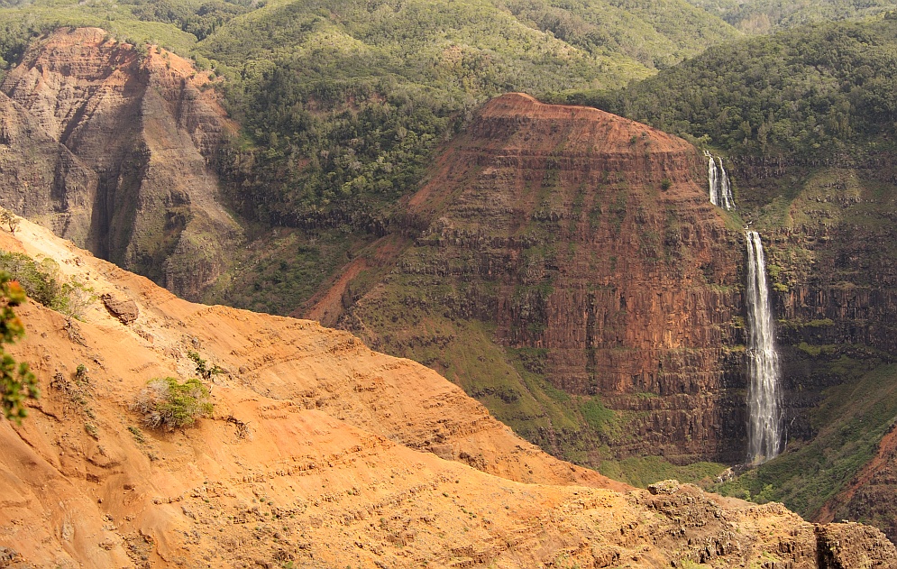 Waipo'o Falls