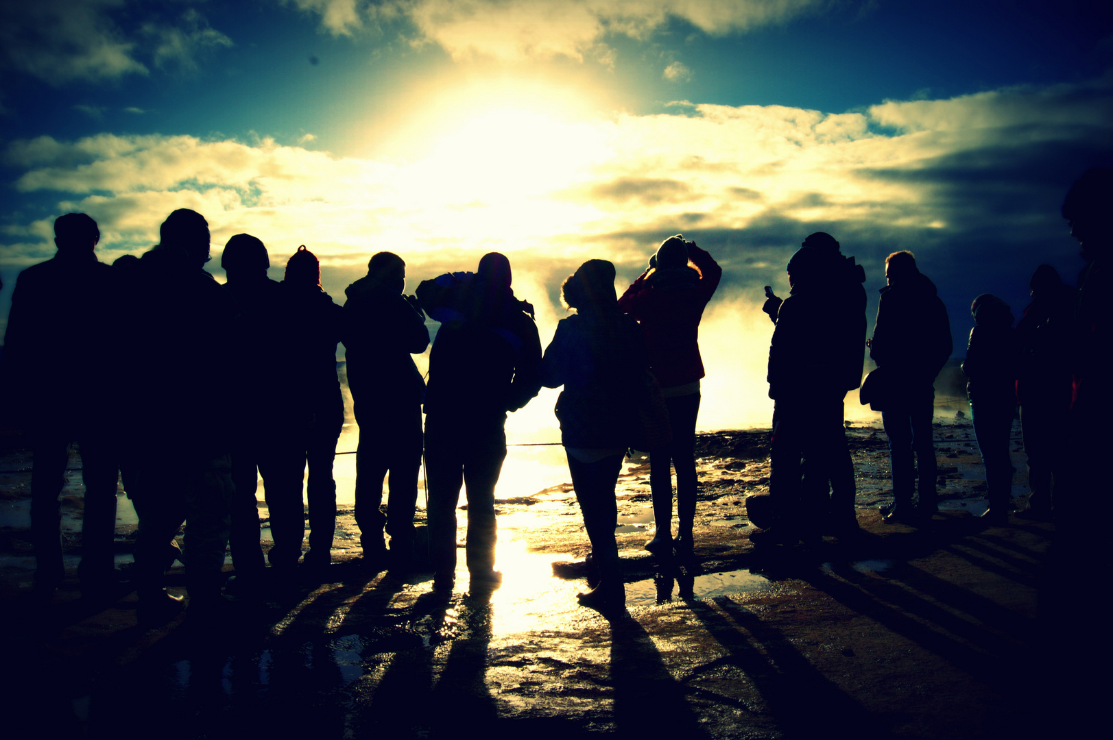 waiting for Strokkur