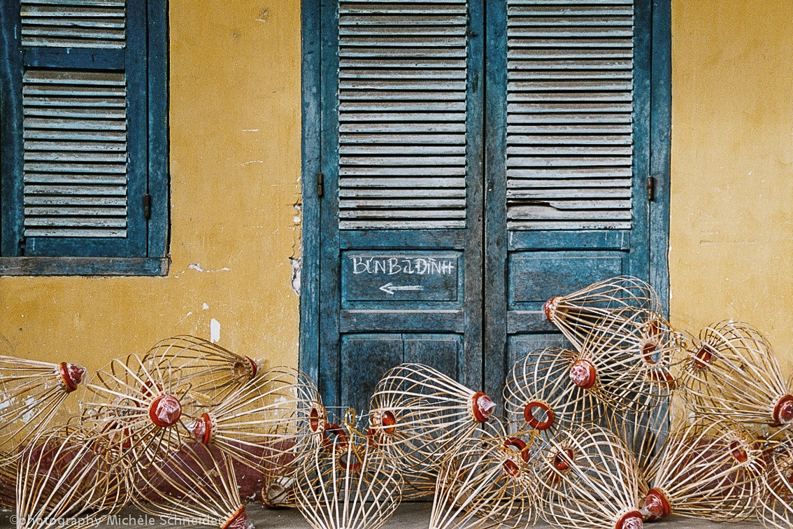 waiting lanterns