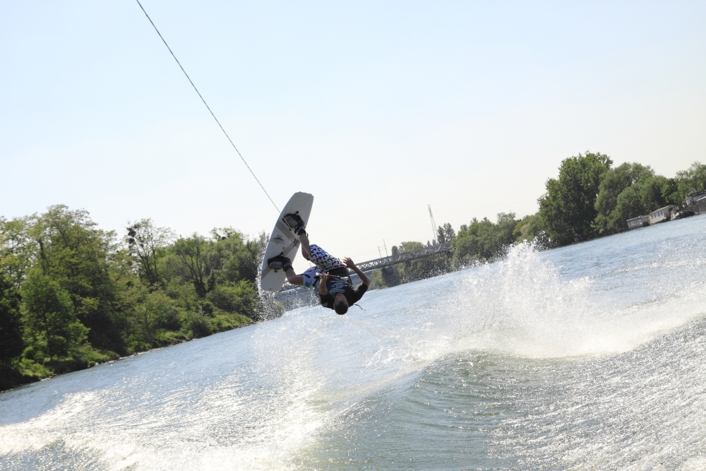 Wake-Boarden auf der Seine...2