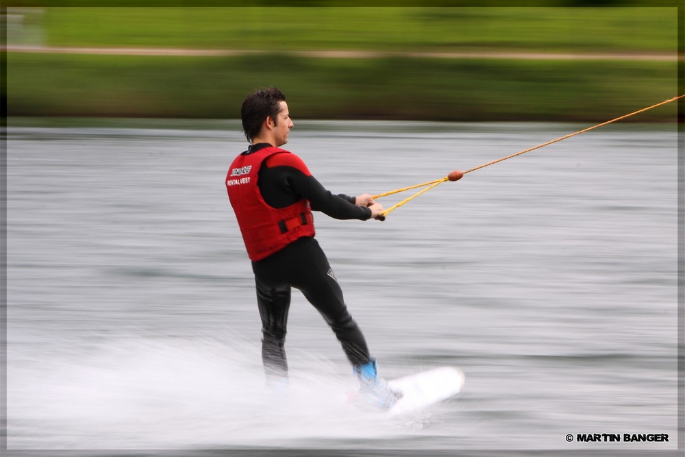 Wakeboarding Action (Bild 8 v. 10)