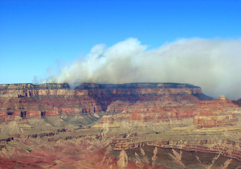 Waldbrand am Grand Canyon