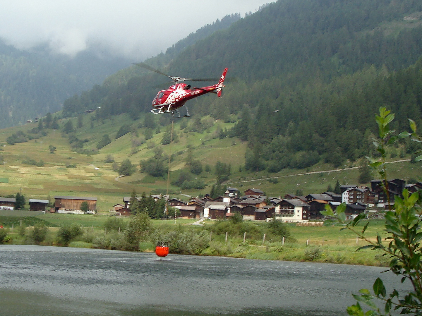 Waldbrand / incendios forestales / incendie de forêt....04