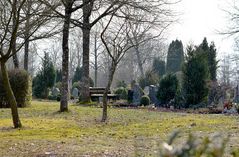 Waldfriedhof an Karfreitag