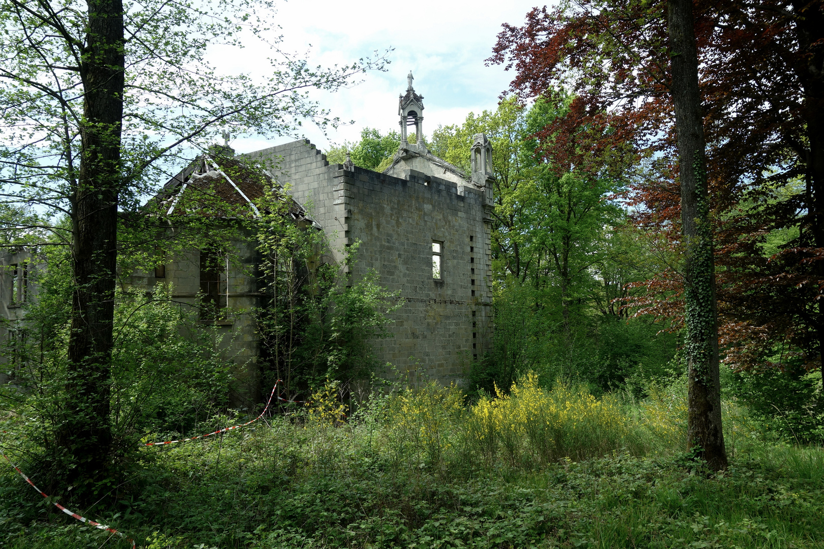 Wald.kirche