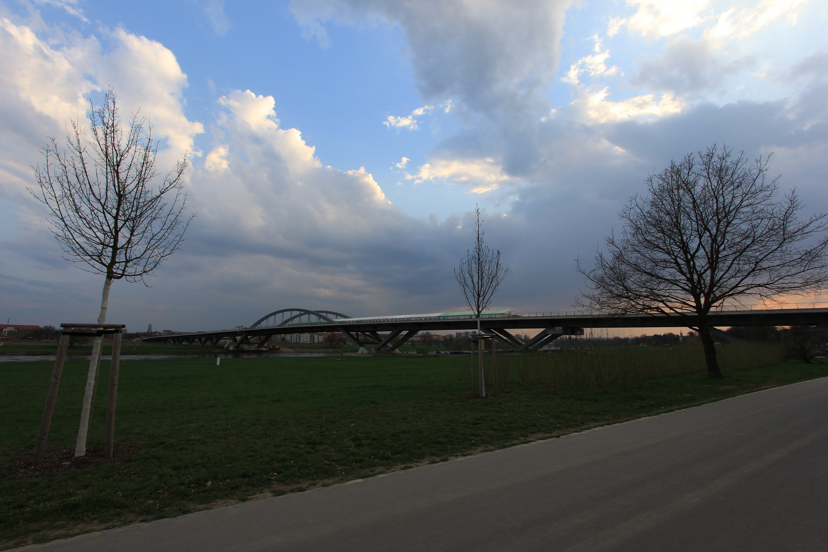 Waldschlößchenbrücke Dresden - Farbvariante