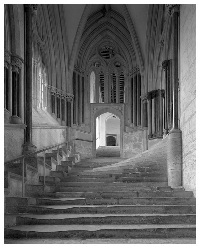 Wales Cathedral, Stairway